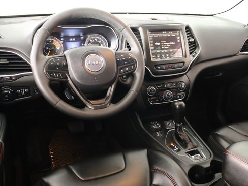 Used 2023 Jeep Cherokee Trailhawk w/ Trailer Tow Group image 2