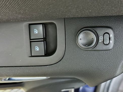 Used 2011 Chevrolet Camaro SS RWD image 19