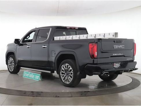 Used 2025 GMC Sierra 1500 Denali Ultimate AWD/4WD image 8