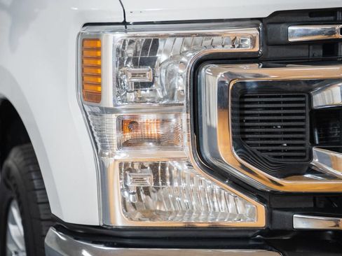 Certified 2020 Ford F250 XL w/ STX Appearance Package RWD image 13