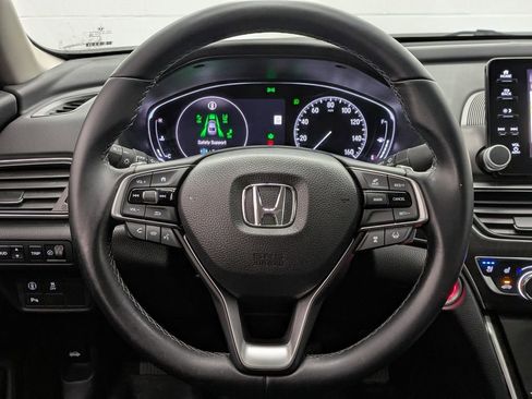 Used 2018 Honda Accord Touring image 21