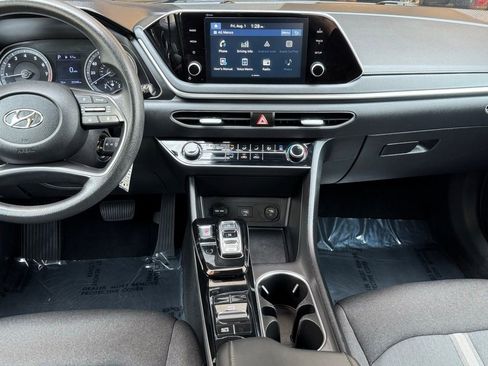 Used 2020 Hyundai Sonata SE w/ Winter Weather Package FWD image 28