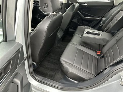 Certified 2023 Volkswagen Jetta SE FWD image 22