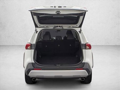 Used 2023 Toyota RAV4 Adventure image 7