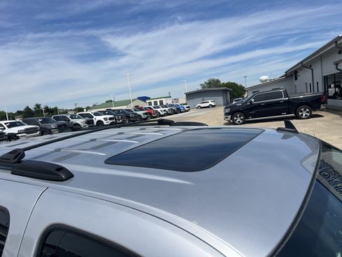 Used 2012 Chevrolet Tahoe LTZ AWD/4WD image 3