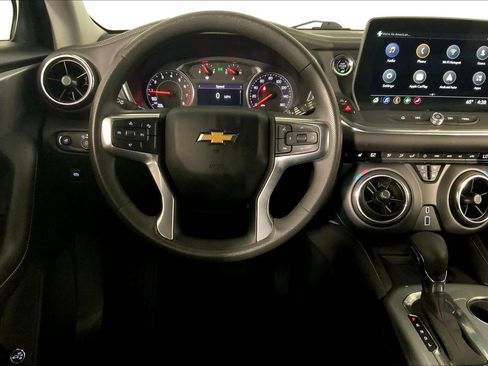 Used 2024 Chevrolet Blazer LT w/ Convenience Package FWD image 5