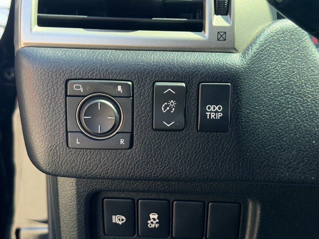 Used 2018 Lexus GX 460 Premium AWD/4WD image 28