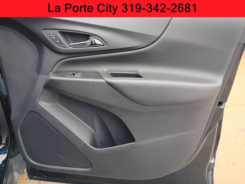 Used 2024 Chevrolet Equinox LT image 11