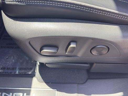 Used 2025 GMC Sierra EV Denali AWD/4WD image 24