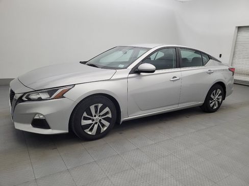 Used 2020 Nissan Altima 2.5 S image 2