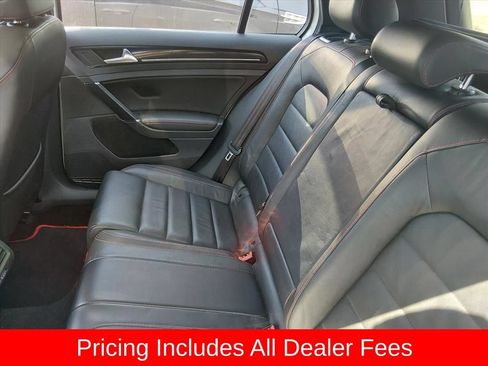 Used 2015 Volkswagen GTI SE FWD image 10