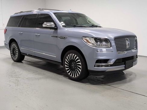 Used 2021 Lincoln Navigator L Black Label w/ Cargo Convenience Package AWD/4WD image 6