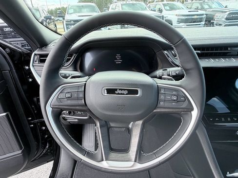 New 2026 Jeep Grand Cherokee L Limited image 14