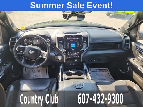 Used 2025 RAM 1500 Laramie AWD/4WD image 24