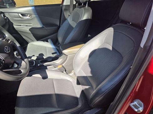 Used 2020 Hyundai Kona Limited FWD image 7