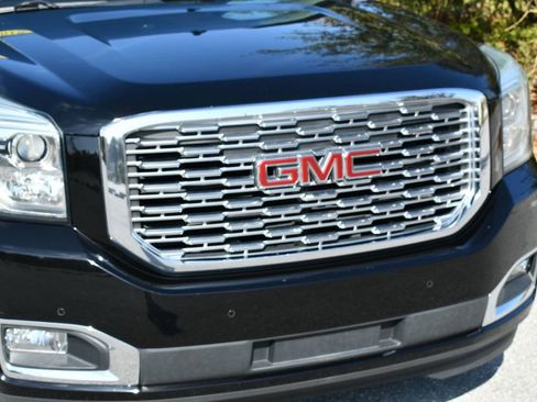 Used 2018 GMC Yukon Denali w/ Denali Ultimate Package image 36