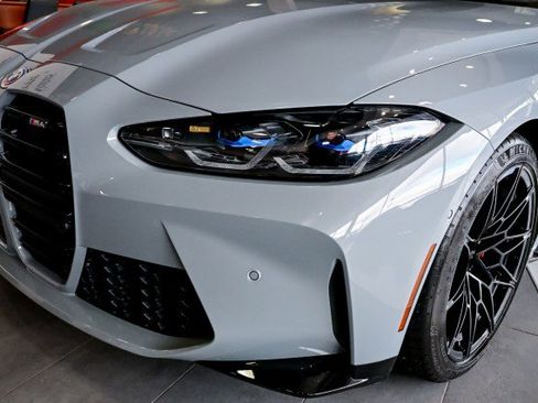 Used 2023 BMW M4 Coupe w/ Executive Package image 9