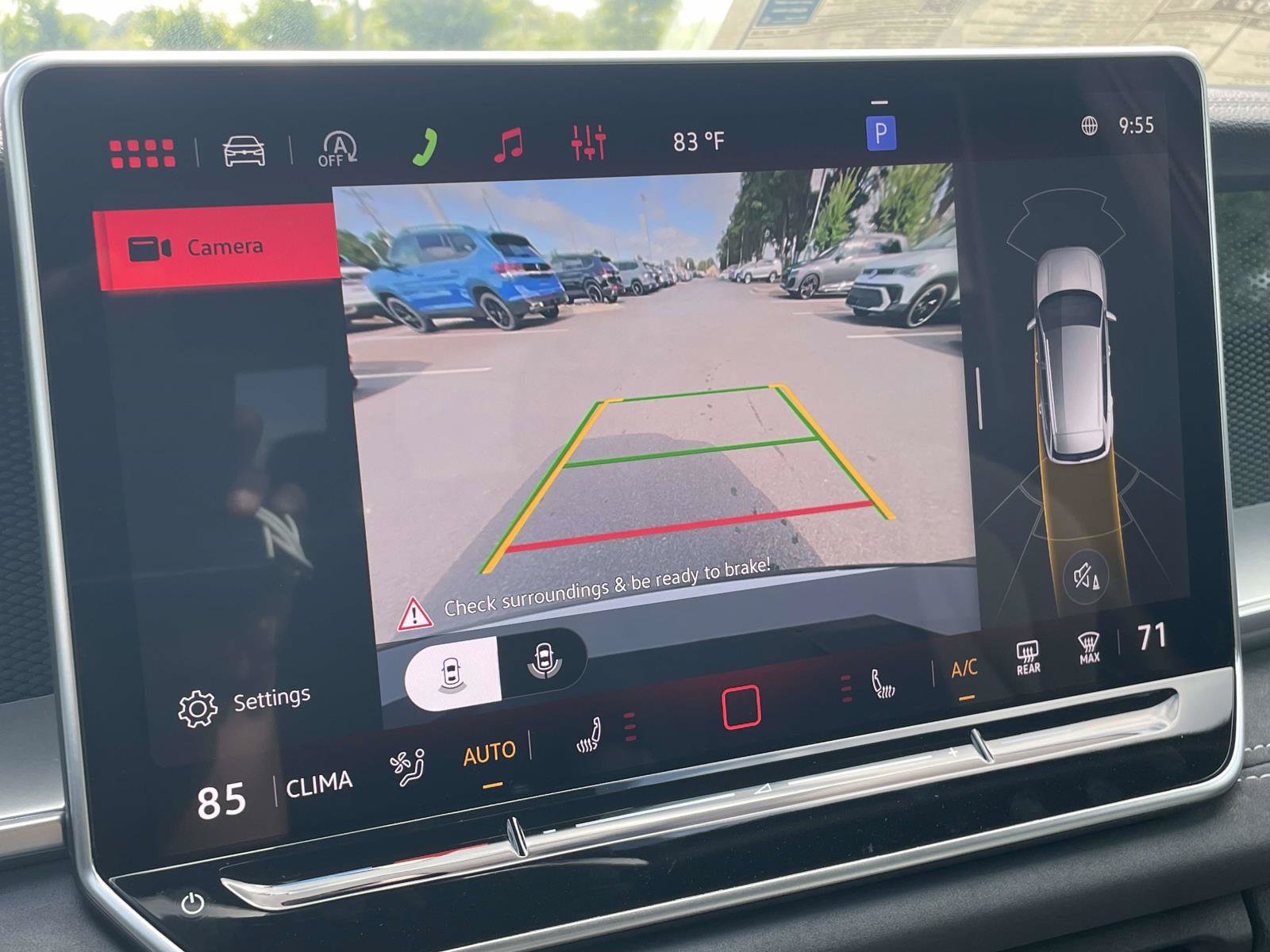 New 2026 Volkswagen Tiguan SE R-Line FWD image 28