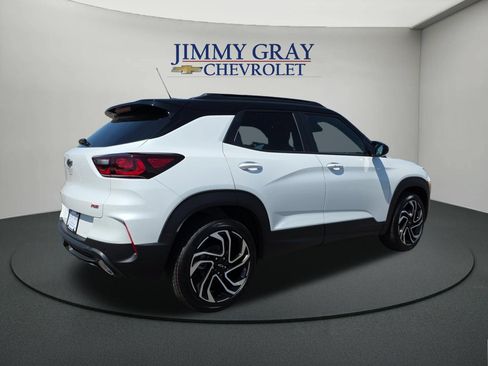 New 2026 Chevrolet TrailBlazer RS w/ Convenience Package FWD image 5