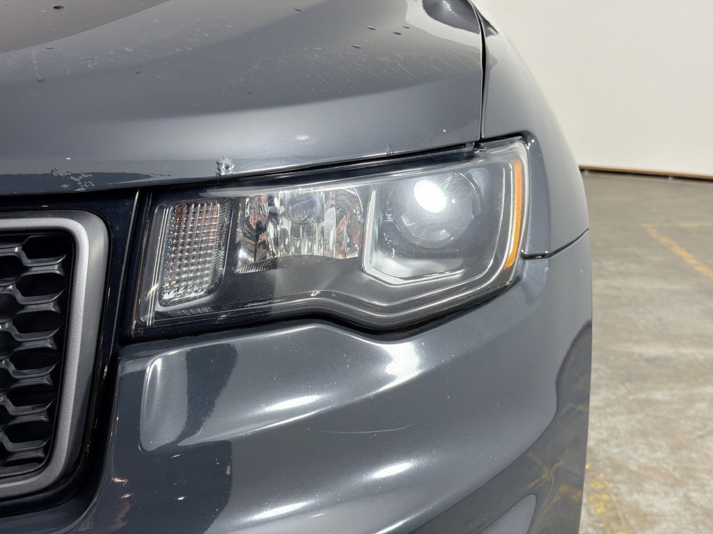 Used 2017 Jeep Grand Cherokee Trailhawk AWD/4WD image 11