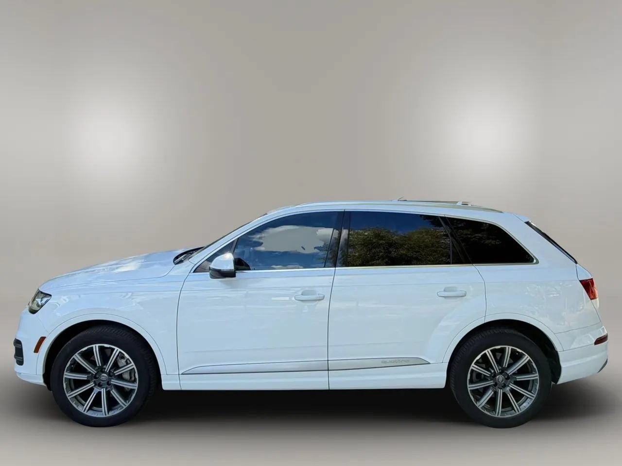 Used 2019 Audi Q7 2.0T Premium AWD/4WD image 5