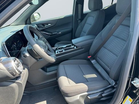 New 2026 Chevrolet Equinox LT w/ Midnight Edition FWD image 9