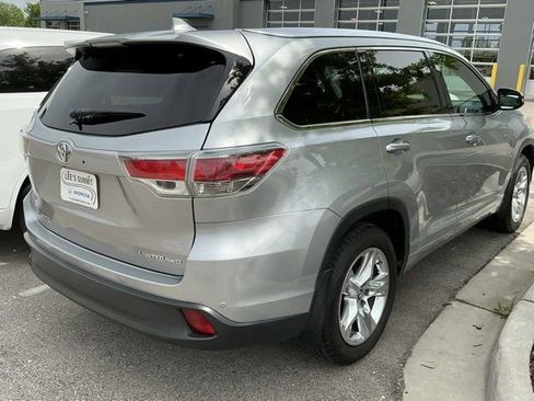 Used 2016 Toyota Highlander Limited AWD/4WD image 6