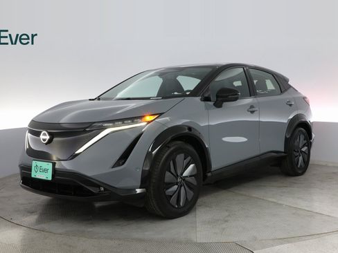 Used 2023 Nissan Ariya image 2