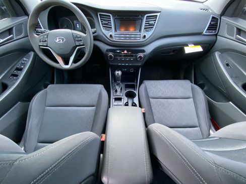 Used 2017 Hyundai Tucson SE image 3