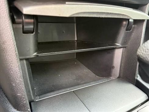 Used 2011 Honda Accord EX-L image 16