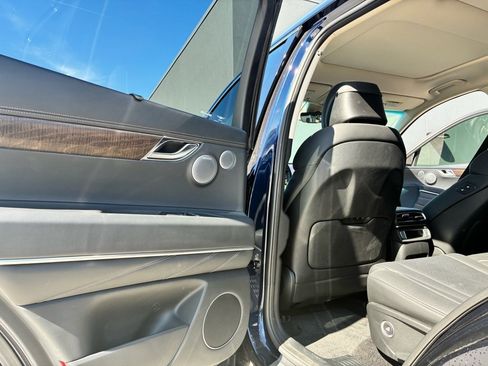 Used 2025 Genesis GV80 3.5T Advanced image 10