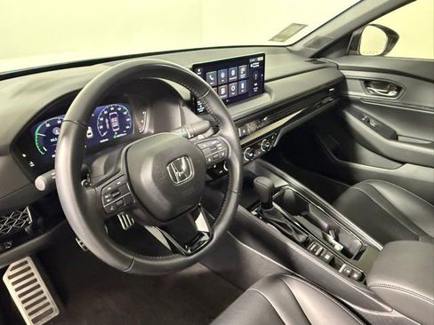 Used 2024 Honda Accord Sport image 15