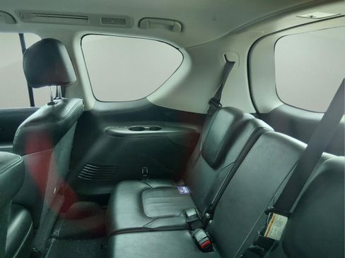 Used 2017 INFINITI QX80 2WD w/ Driver Assistance Package image 14