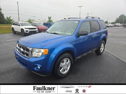 Used 2012 Ford Escape XLT FWD image 1