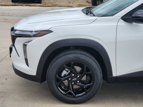 New 2026 Chevrolet Trax LT w/ Driver Confidence Package image 10