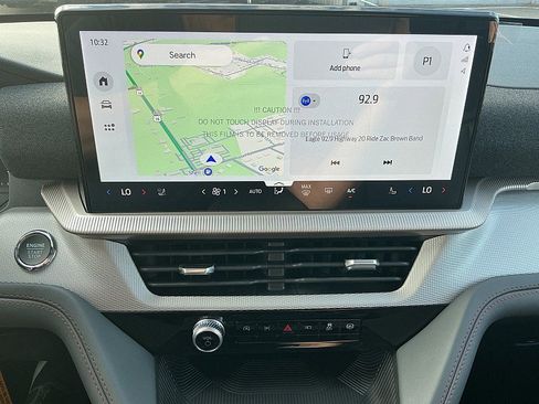 New 2026 Ford Explorer Active w/ Active Comfort Package image 12