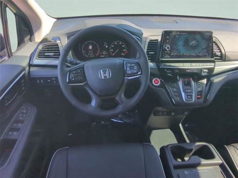 New 2026 Honda Odyssey Elite image 12
