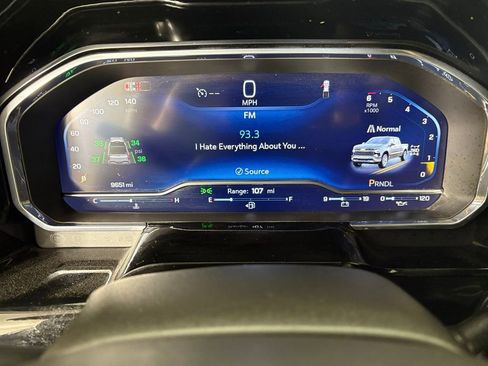 Used 2024 Chevrolet Silverado 1500 LT image 29