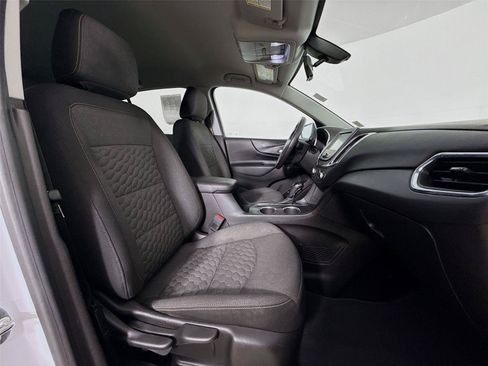Used 2018 Chevrolet Equinox LT FWD image 28