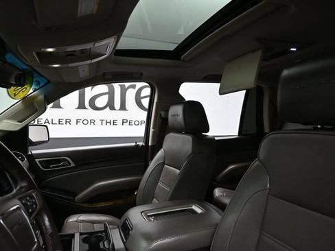 Used 2017 GMC Yukon Denali w/ Open Road Package AWD/4WD image 19