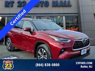 Used 2021 Toyota Highlander XLE video 1