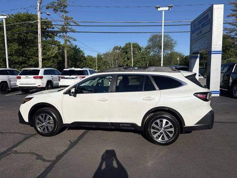 Used 2021 Subaru Outback Premium AWD/4WD image 7