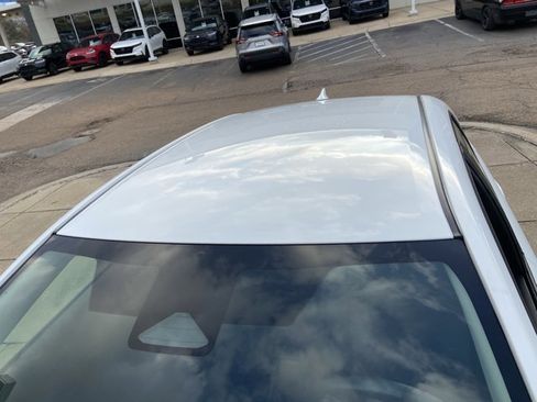 Used 2024 Toyota Corolla LE image 27