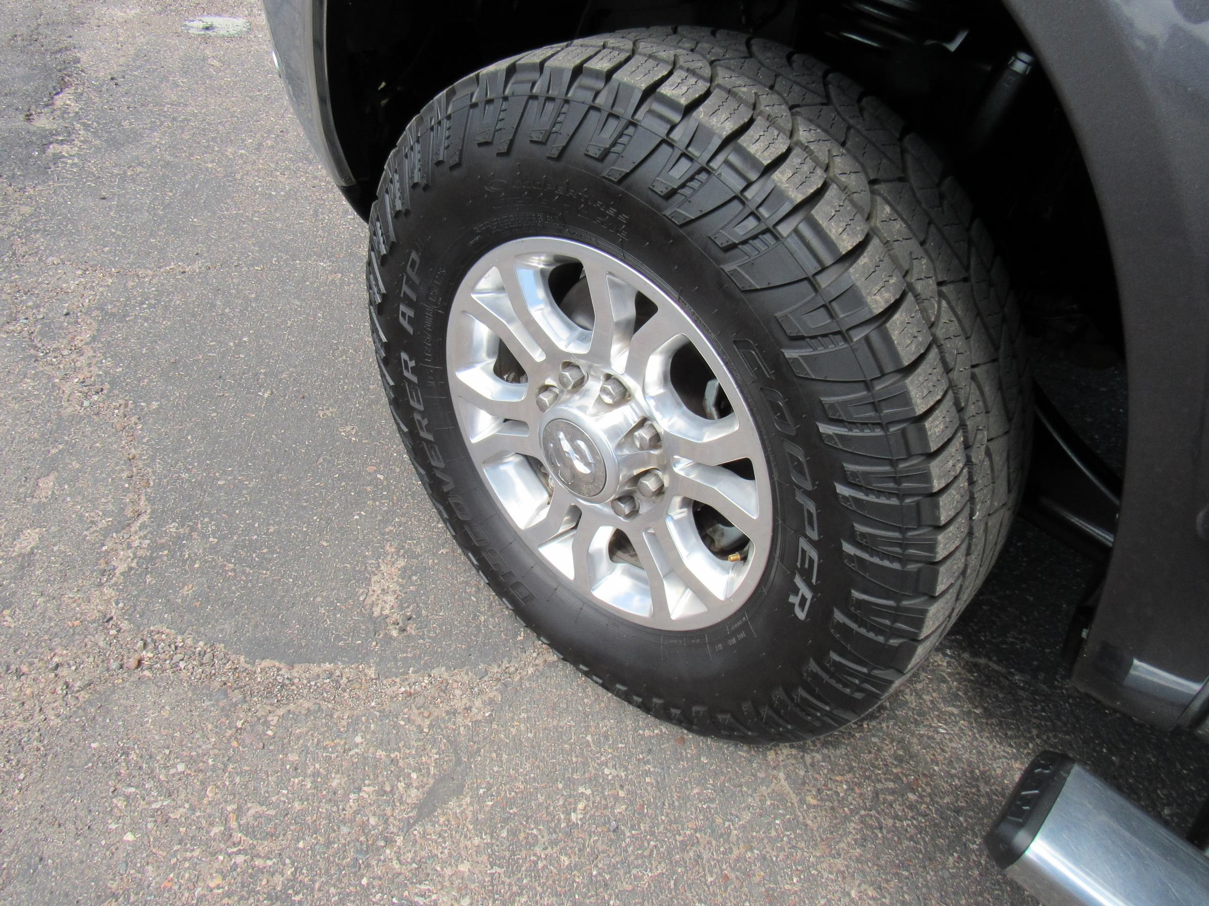 Used 2018 RAM 2500 Laramie w/ Convenience Group AWD/4WD image 19