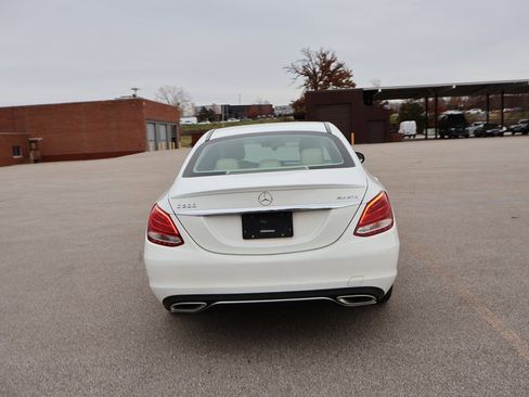 Used 2016 Mercedes-Benz C 300 4MATIC Sedan image 12