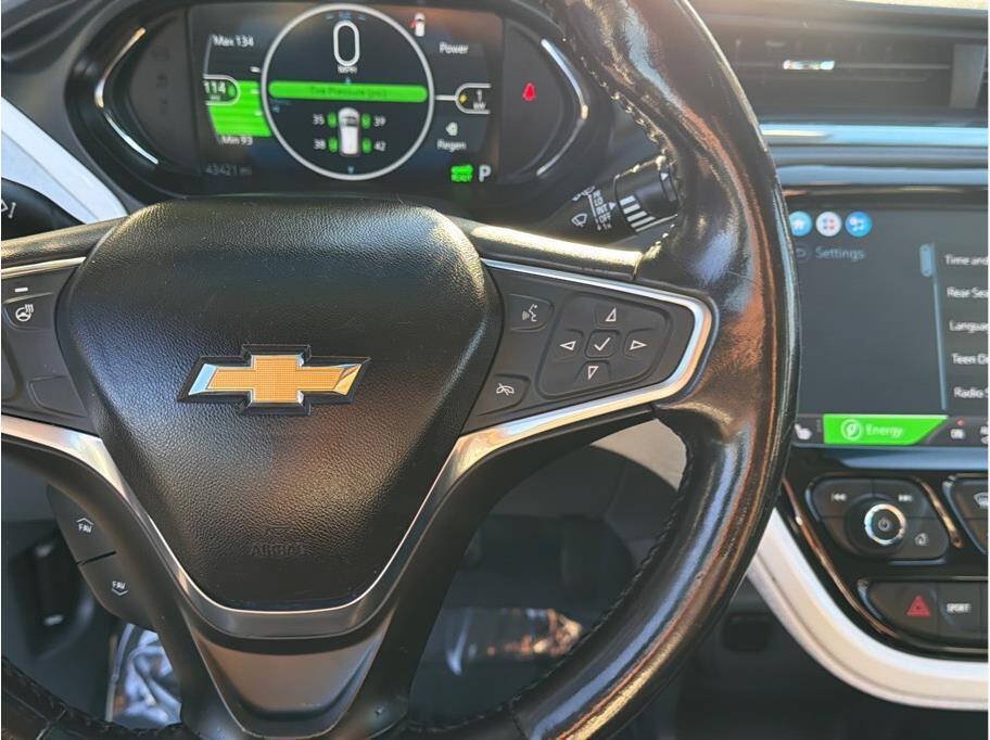 Used 2018 Chevrolet Bolt LT FWD image 11
