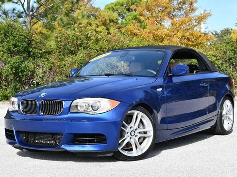 Used 2013 BMW 135i Convertible image 22