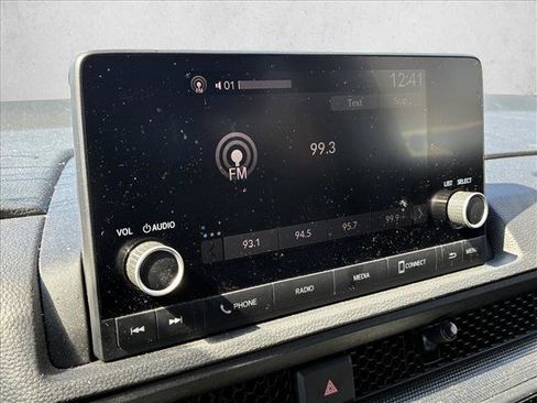 Used 2025 Honda CR-V LX image 14