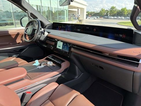 New 2026 Lincoln Navigator L Reserve AWD/4WD image 20