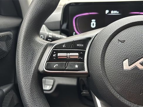 Used 2024 Kia Seltos LX image 24